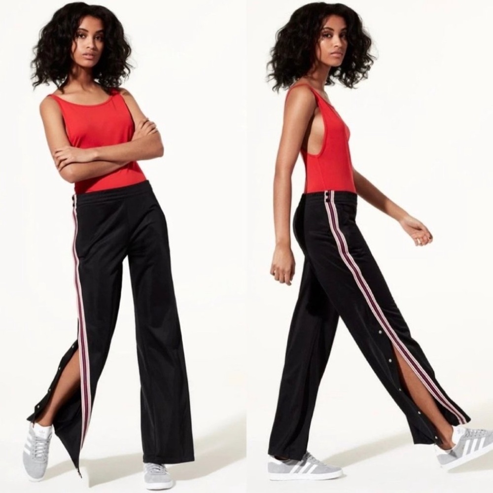 Aritzia TNA Salish Tearaway Track 90s Style Pants